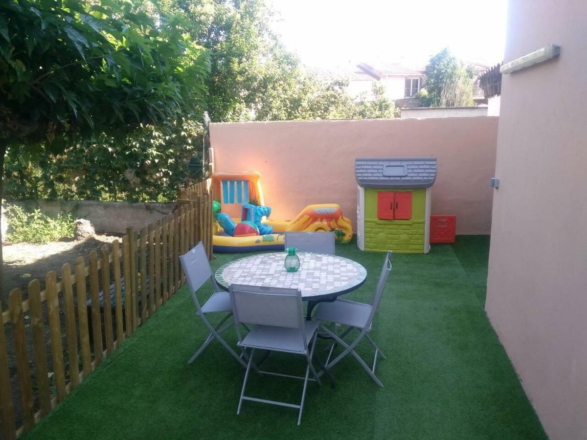 Appartement 62 M2 1Er Etage Avec Jardin Au Rdc Saint-Génis 외부 사진
